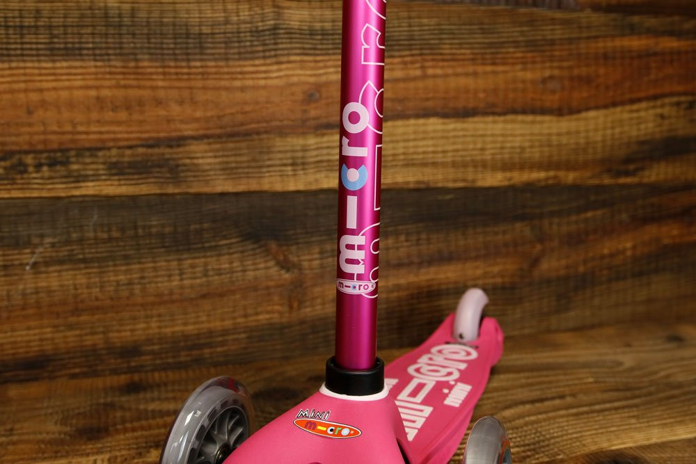Hulajnoga Mini Micro Deluxe LED Pink 2026